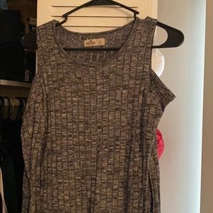 Long sleeve shoulder cut top